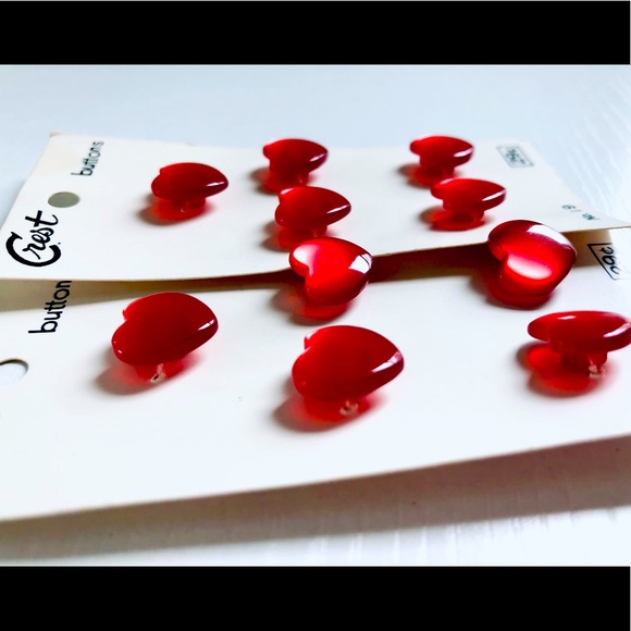 VTG 40’s red heart shank buttons 1/2” 10 - Picture 5 of 7